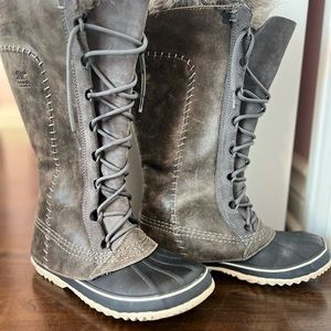 Sorel Size 8 Pewter Gray Cate The Great Lace Up Fur Winter Snow Boots